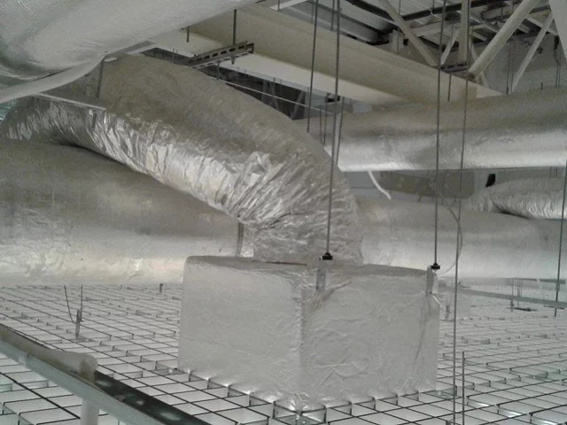 Montaż wentylacji mechanicznej w Łodzi w siedzibie HEBE