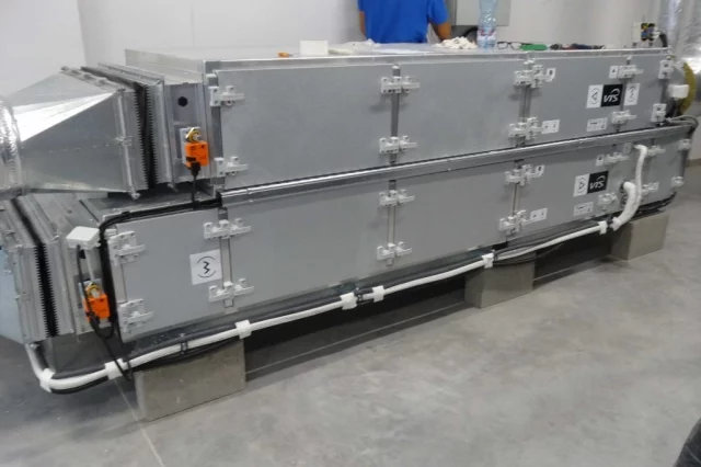 Montaż wentylacji w firmie w Łodzi